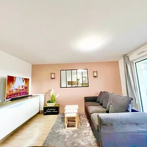 https://latelier-chic-wifi-fibre-parking-balcon.inbrittany.com